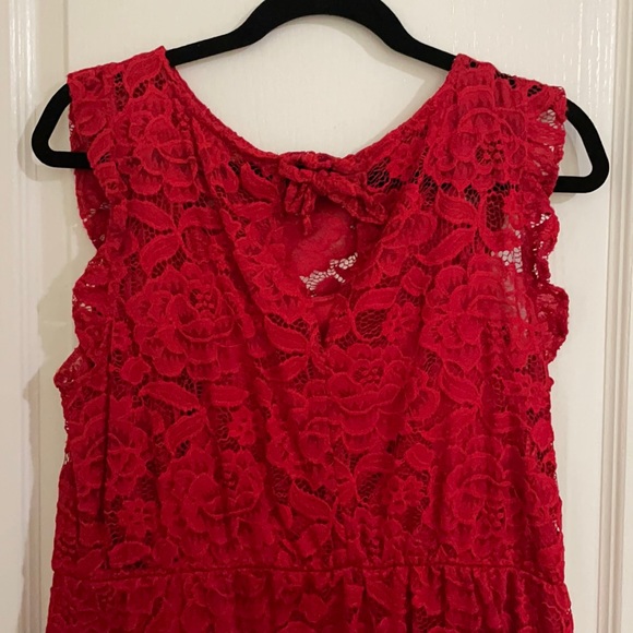 Sexy Red lace midi dress Lauren Conrad fully lined - Picture 2 of 5